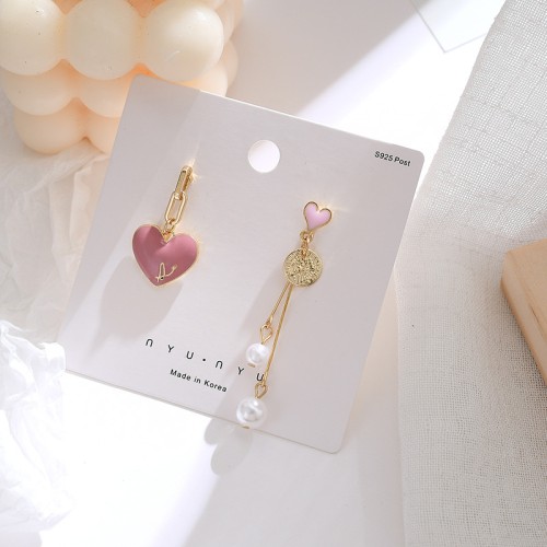 S925 silver needle Korean style asymmetrical heart pearl earrings for women sweet and fresh love earrings